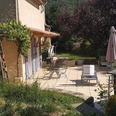 Joelle Et Daniel Bed & Breakfast Entrevaux Exterior photo